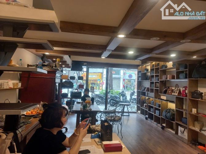 Bán Nhà Mặt Phố Quận Hai Bà Trưng 185m3T MT6,5m Vỉa Hè Phù Hợp 7 Tầng 145 Tỷ Phố Huế. - 2