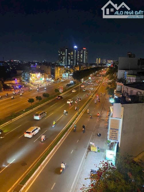 BÁN TOÀ NHÀ 9x10 SỐ 187 PHẠM VĂN ĐỒNG 25,9 TỶ - 2