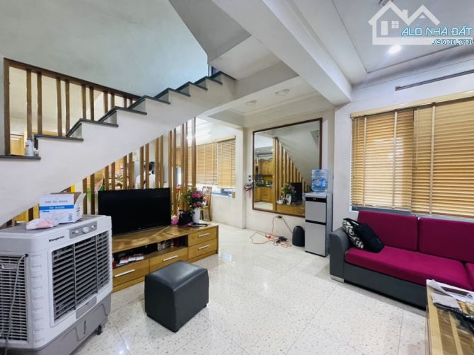 💥 VỠ TRỨNG E HUYÊN BÁN GẤP NHÀ ĐẸP MAI LÂM ĐÔNG ANH SÁT Đ TỨ LIÊN ĐẦU TƯ ĐÓN SÓNG SINH LỜ - 2