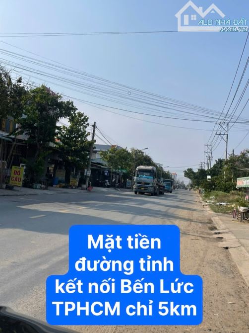 CHỦ NGỘP BÁN GẤP NHÀ ĐANG CHO THUÊ MẶT TIỀN DT833B LIỀN KỀ CHỢ LONG CAN-CÁCH BẾN LỨC 5KM - 2