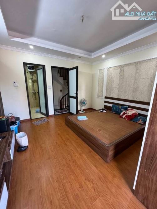 A HẢi Hàng Xóm Gửi Bán Căn. NHÀ ✦ ĐẸP ✦ CỰ KHỐI - LONG BIÊN - HÀ NỘI     Giá chỉ 5.1 Tỷ - 2