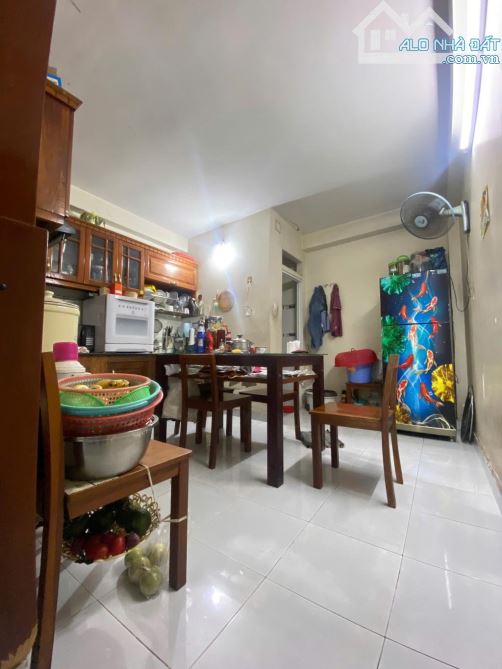 🔥HẺM XE TẢI 6m - P 15 _ Q. TÂN BÌNH🔥 NHÀ 3 TẦNG ĐÚC BTCT - HẺM 6M THÔNG - KHU DÂN TRÍ CA - 2
