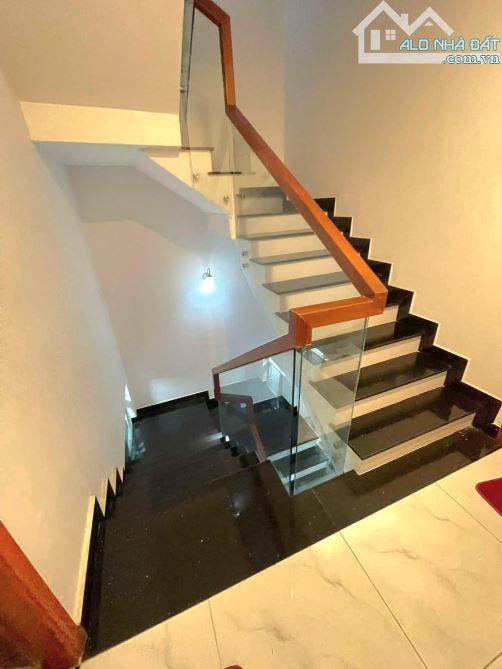 CẦN BÁN GẤP NHÀ ĐẸP BÌNH TÂN – 65M2 – GẦN LÊ TRỌNG TẤN – 5 TẦNG –HXT - NHỈNH 5 TỶ - 2