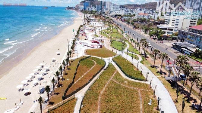 BÁN ĐẤT MẶT TIỀN SÁT BIỂN 200M BÃI SAU THÙY VÂN - DT 500M2 (13X40) GIÁ CỰC TỐT 32.5 TỶ - 2