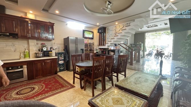 BÁN NHÀ MẶT TIỀN SƠN TRÀ – 4 TẦNG – GẦN BIỂN – KD ĐA NGÀNH – 85M2 – GIÁ 9.5 TỶ           ✅ - 2