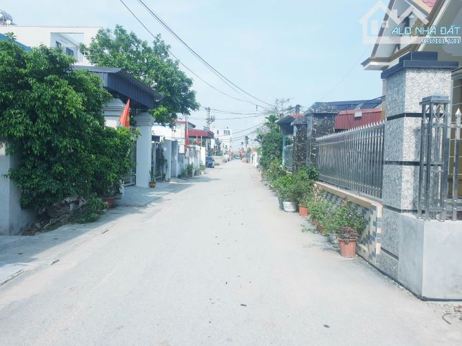 ✅ SIÊU PHẨM 71m ngang 6.2m đường nhựa trung tâm xã Đông Phương , Kiến Thụy. Giá chỉ 1.8xtỷ - 2