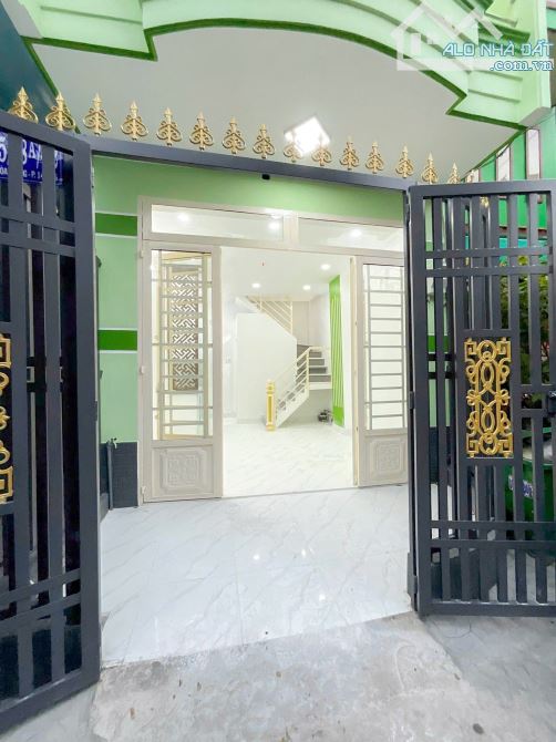 Bán nhà Tân hoà đông - Quận 6 - hẻm oto - 2 tầng mới đẹp chỉ hơn 2 tỷ - 2