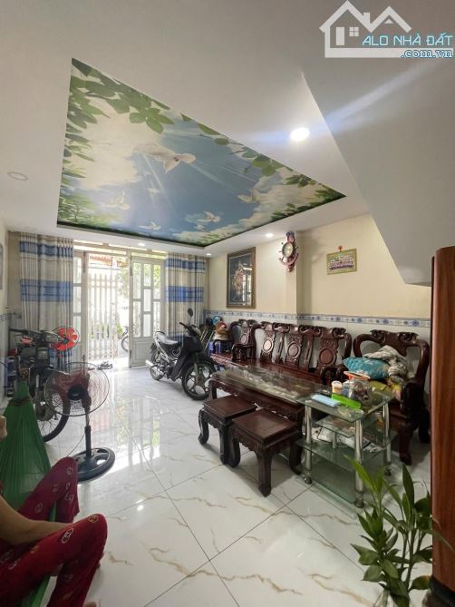 BÁN NHÀ 1/ LÊ ĐÌNH CẨN - HẺM XE TẢI THÔNG - 2 TẦNG BTCT - 48M2 - 3.X TỶ - 2