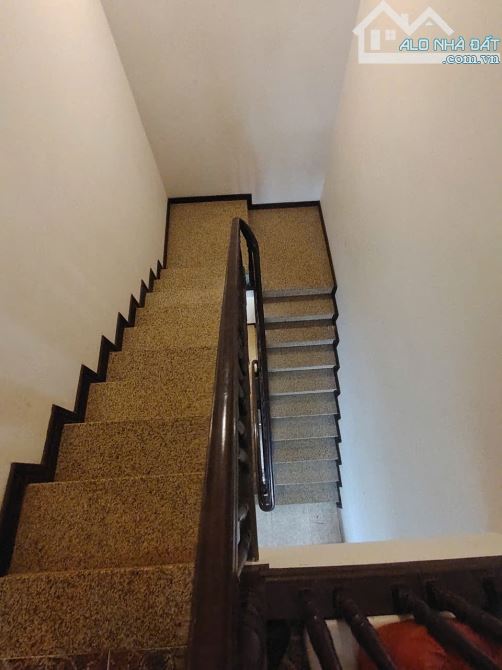 PHÂN LÔ Tập Thể ĐHNN - OTO TRÁNH - LÔ GÓC 3 THOÁNG VĨNH VIỄN - NHÀ 5 TẦNG - 2
