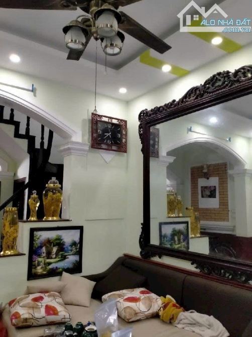 BÁN NHÀ CẦU GIẤY 43M2 X 5 TẦNG MẶT TIỀN 3.8M HƠN 8 TỶ - 2