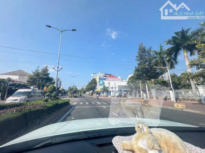 GÓC 3 MẶT TIỀN VIP] Chính chủ cần bán lô đất vàng Góc 3 mặt tiền đường Tôn Đức Thắng - 2