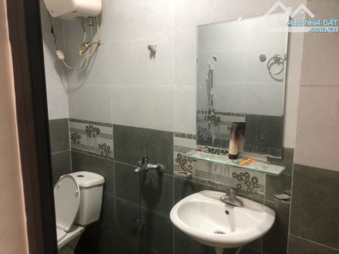 Bán nhà ngõ 17 Đại Mỗ Năm Từ Liêm DT 32m, nhà 5 tầng, MT 3.6m, giá 5.8 tỷ - 2
