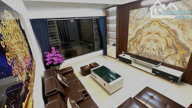 Nhà Phân lô Tứ Hiệp- Ngọc Hồi- 5Tầng-36m2- 4 Ngủ rộng thoáng- Gần ô Tô- Giá cực kỳ hợp lý - 2