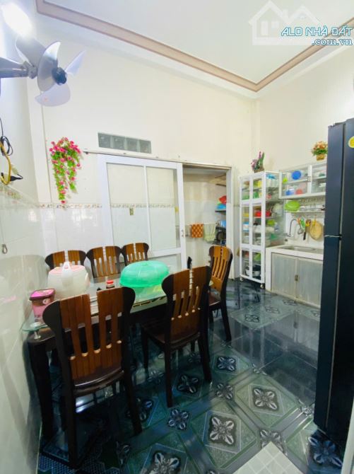 Bán nhà 4 tầng vị trí đẹp đường oto,thông  Đi bộ ra biển Hòn Chồng 3 phút - 2