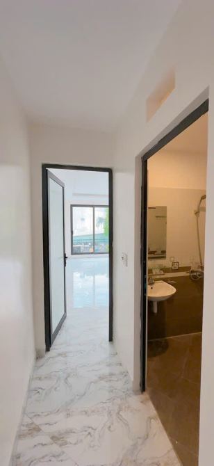 BÁN NHÀ NAM DƯ, MỚI TINH FULL NỘI THẤT, SÂN ĐỂ XE RIÊNG KO PHẢI CHO VÀO NHÀ, SỔ ĐẸP - 3
