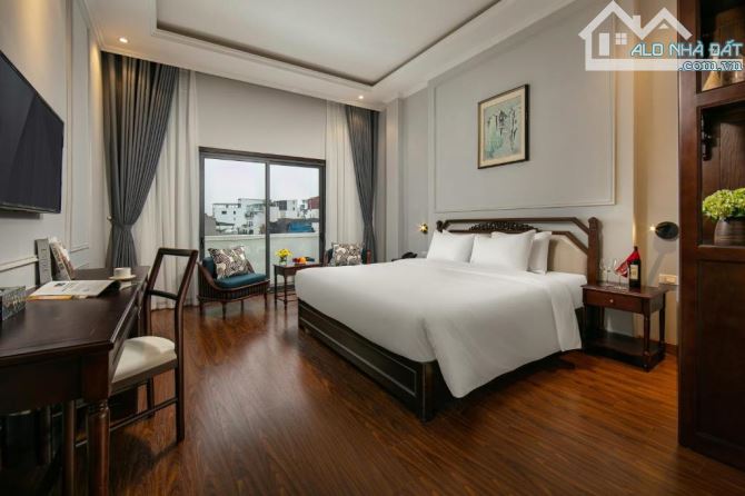 Dòng tiền 20 tỷ/ năm - Giảm gấp 30 tỷ -  Khách sạn Quán Thánh 152m2 MT 7.3m. Giá 145 tỷ - 3