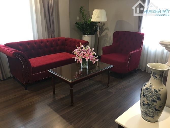 Bán khách sạn mặt phố Hàng Gai 145m2 x 9 tầng, MT 7m, 30 phòng, Giá 402 tỷ CT 500 triệu/th