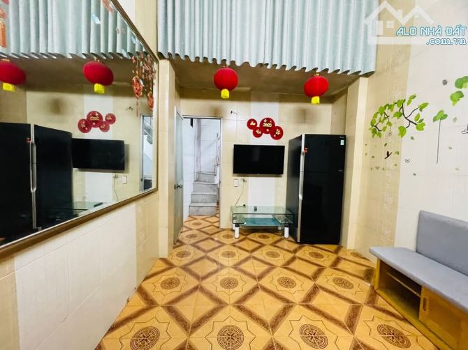 Dương Văn Bé Hai Bà Trưng lô góc 22m, 4 tầng,  mt 3,1m, 3,8 tỷ - 3
