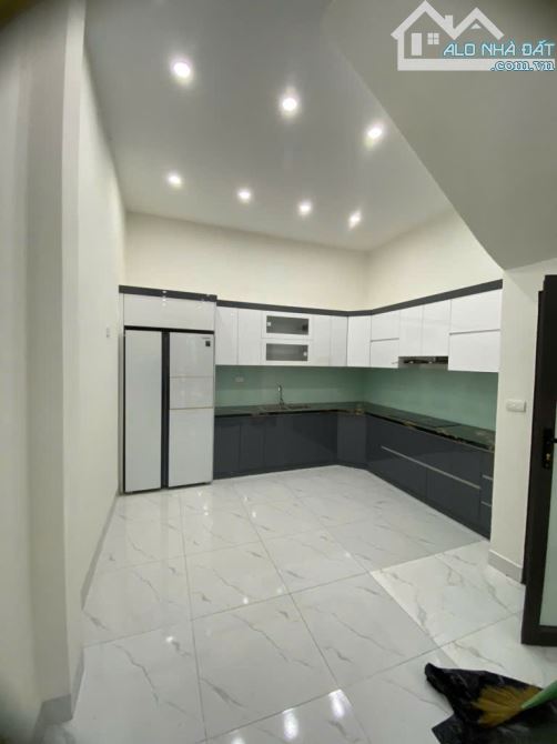 NHÀ KHU HỌC VIỆN CHÍNH TRỊ QUỐC GIA - NGÔ QUYỀN HÀ ĐÔNG - Ô TÔ - 42M 4 TẦNG - FULL ĐỒ - 3