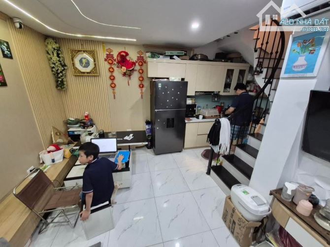 Bán nhà quận Thanh xuân- phố Vọng lô góc dt  22m  5  tầng,  mt 3.4m,  5.35 tỷ - 3