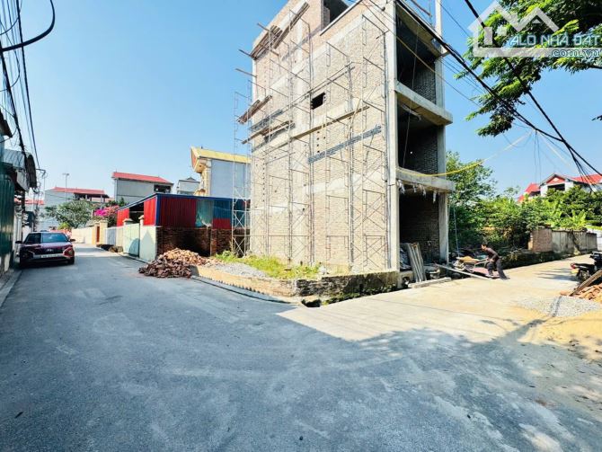 💥💥💥LÔ GÓC 2 MẶT TIỀN - OTO TRÁNH - ĐƯỜNG TRẢI NHỰA - NGUYÊN KHÊ - 47m2💥 - 3