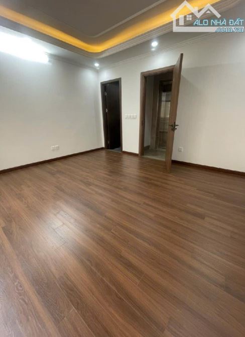 NHÀ 7 TẦNG THANG MÁY- FADILL ĐỖ CỬA - PHẠM VĂN ĐỒNG – BẮC TỪ LIÊM - 3