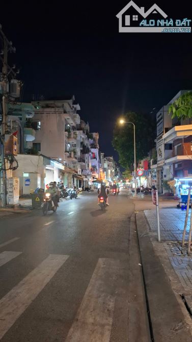 Bán nhà Hòa Hưng, Quận 10, 4.5x8.5, sẵn 4 tầng, 4PN, chỉ hơn 3 tỷ - 3