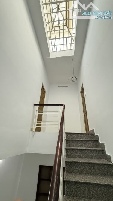 GIÁ RẺ, Bán nhà chợ Phạm Văn Bạch, 60m2 Ngang 5m, 4.75tỷ TL - 3