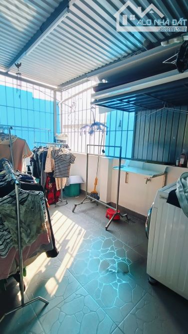 Bán nhà đẹp 4 tầng hẻm đường 2/4, Phường.Vạn Thắng, thành phố Nha Trang giá 2 tỷ880 - 3