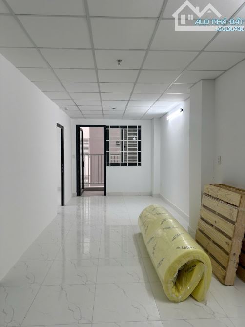 Cho Thuê Căn Hộ 2 Phòng Ngủ Có Nội Thất Chung Cư Hồng Loan 5c - 3
