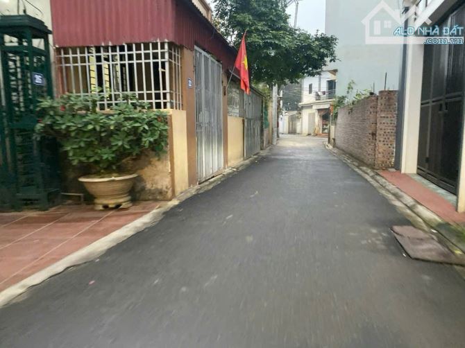 Bán đất Đào Xuyên – Ngõ thông, Ô tô vào nhà – 45m2 – 4.4 tỷ - 3