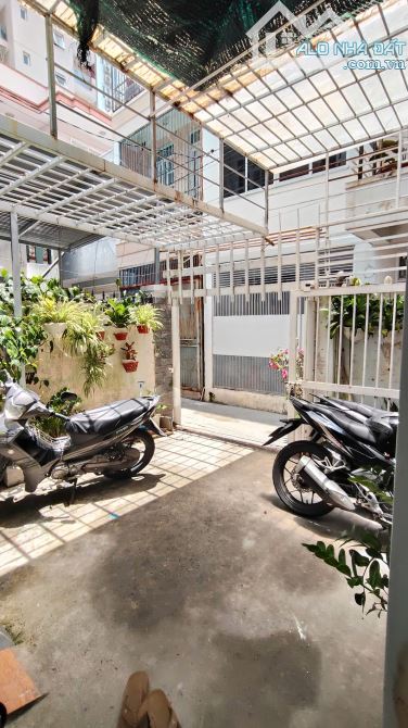 Bán nhà khu quân trấn ,hẽm hùng vương khu phố tây sầm uất - 3