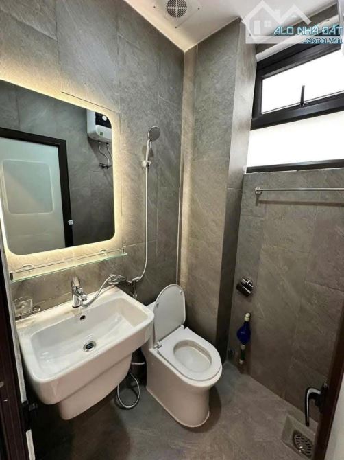 Bán toà CCMN 6 tầng ô tô đỗ cửa 10m ra phố 10 phòng 12,8 tỷ - 3
