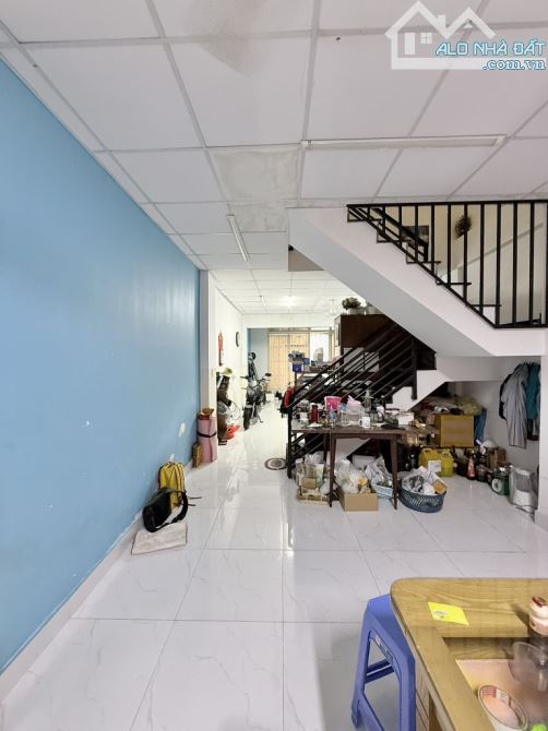Vị trí siêu đẹp, ngay nhà ga T3, Hoàng Hoa Thám, Ngang 4m, diện tích: 58m2. - 3