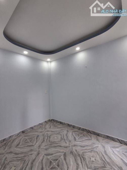 🏠BÁN NHÀ TÂN SƠN NHÌ_TÂN PHÚ - BTCT KIÊN CỐ – 39M² – 2 TẦNG - SÁT HẺM XE TẢI 🚛 - 3
