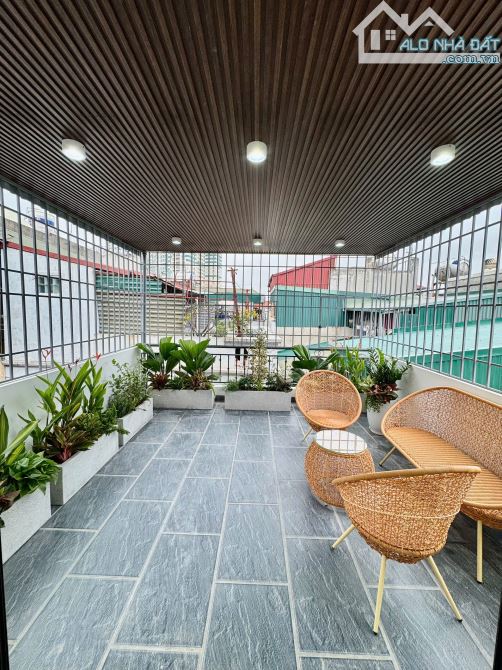 Bán nhà Ngọc Lâm, Mới kính Kong, DT 60m2 x 6 tầng x thang máy x 3 thoáng, nội thất cơ bản, - 3
