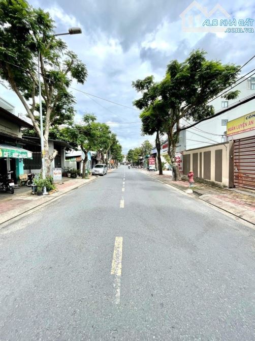 BÁN DÃY TRỌ HẺM XE HƠI 1/ SÁT MẶT TIỀN NGUYỄN THỊ XINH QUẬN 12 GIÁ RẺ 4,7 TỶ DIỆN TÍCH 112 - 3