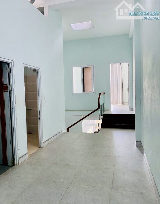 BÁN GẤP NHÀ 2.5 TẦNG - MẶT TIỀN ĐINH CÔNG TRÁNG, HẢI CHÂU, VEN SÔNG HÀN - CHỈ 5.55 TỶ - 3
