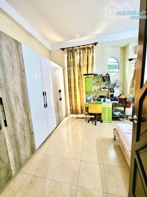 BÁN NHÀ LẠC LONG QUÂN  TÂN BÌNH 51M 4 TẦNG BTCT HẺM XE TẢI 4PN KHU DÂN TRÍ 9 TỶ - 3