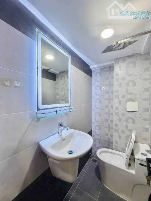 Bán nhà mới đẹp 3PN 3WC✅ Hẻm 1/ Phạm Văn Bạch✅Phường 15 Tân Bình giá 4 tỷ 850 - 3