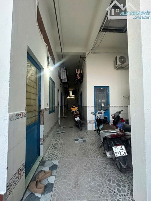 18 Phòng trọ 200m dg 8 Linh Xuân Thủ Đức 6,5ty - 3