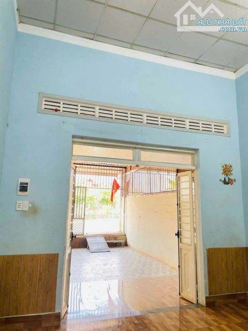 Gia Cực Sốc Chủ Ngộp Cần bán nhanh căn nhà Giồng Cát Tân Phú Trung 118m2 Sổ Riêng 675tr - 3