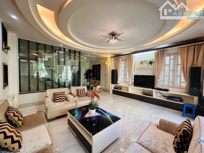 Nhà Thật - Y Hình Hẻm 8m, Phan Đăng Lưu, 9x19m, 143m2- 4 tầng, 364m2 - chỉ 23 tỷ - 3