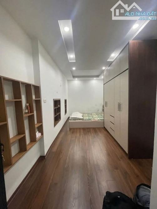 Cho thuê nhà ngõ 295 Bạch Mai Hai Bà Trưng 30/50m x 3 tầng, giá 12tr/tháng - 3