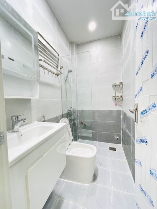 QUANG TRUNG p10 GV , 5X13 ,4TẦNG, XE HƠI THÔNG  GẤP BÁN  XUẤT NGOẠI - 3