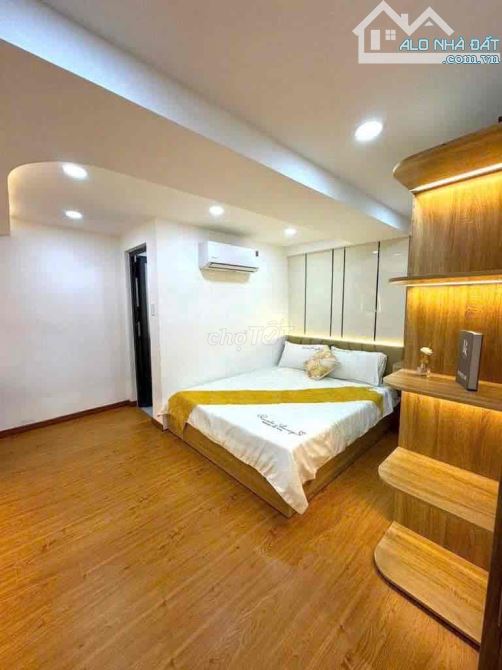 HẺM Ô TÔ VÀO NHÀ - MỚI Ở NGAY - CÓ PHÒNG DƯỚI TRỆT - DÂN TRÍ CỰC VIP - CHỈ 7T - 3