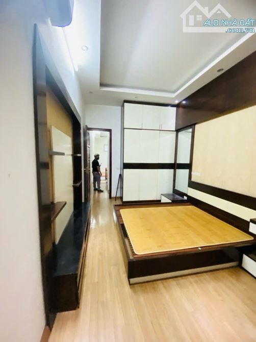Bán nhà phố Đào Tấn, cách phố 20m, dân xây, ngõ thông, an sinh đỉnh, 42m2, 10.8 tỷ - 3