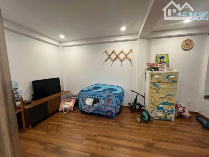 🔥XÁC ĐỊNH BÁN LỖ🔥 -🍀 NHÀ TRẦN BÌNH TRỌNG🍀 - 40M2 - NGANG 4.8M - 🌸CHẴN 8 TỶ🌸 - 3