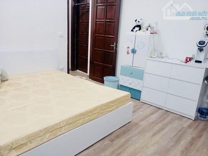 Bán Nhà Nguyễn Sơn - Phân Lô Hàng Không - Nhà Dân - Dt Rộng - 3