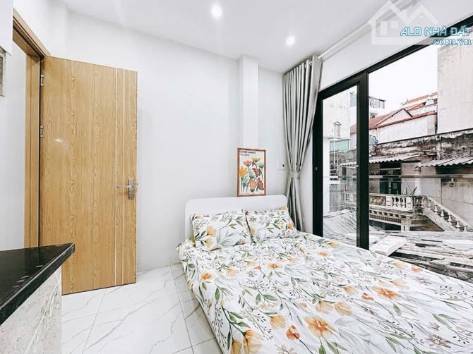BÁN NHÀ DÒNG TIỀN QUẬN CẦU GIẤY DT 45M 6 TẦNG 12 CĂN HỘ DOANH THU 60TRIỆU/THÁNG GIÁ 11 TỶ - 3